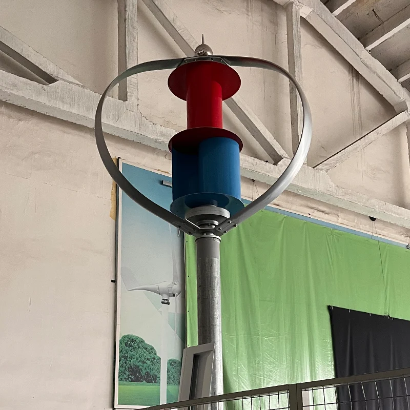 Turbina eolica ad asse vertica - Renewable Energy Use recensione e prezzo